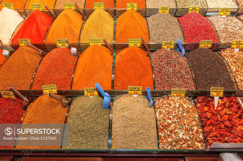 Spices, Egyptian bazaar, Istanbul, Turkey