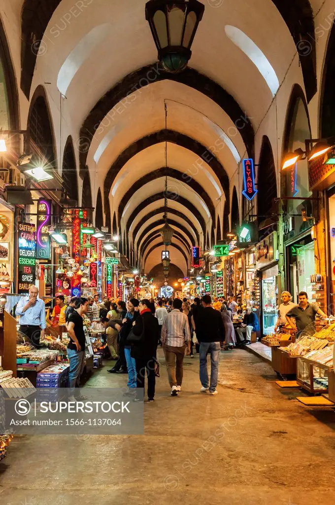Egyptian bazaar, Covered alley, Istanbul, Turkey