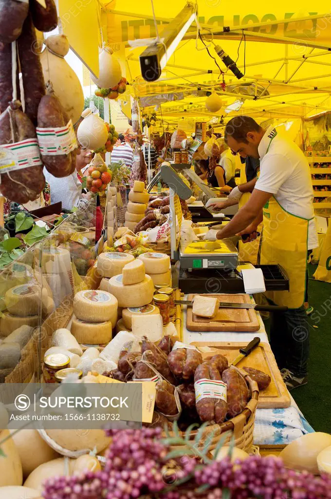 Farmers´ Market at Circo Massimo, Rome, Italy