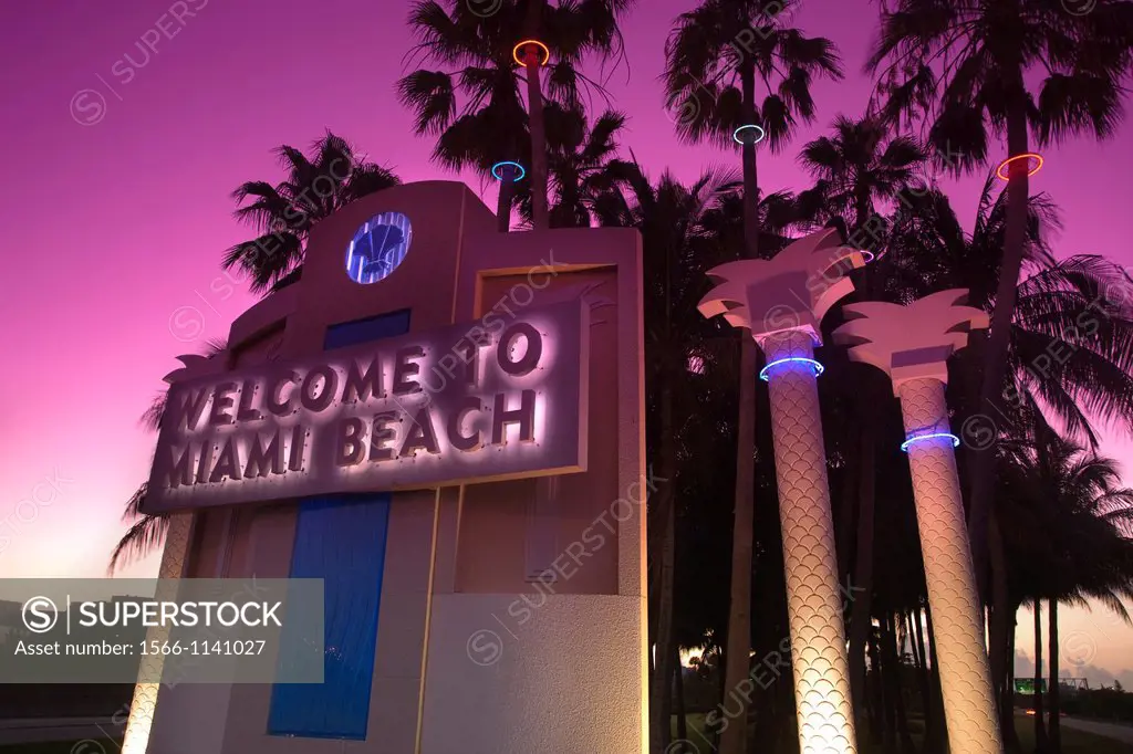 WELCOME TO MIAMI BEACH SIGN MIAMI BEACH FLORIDA USA