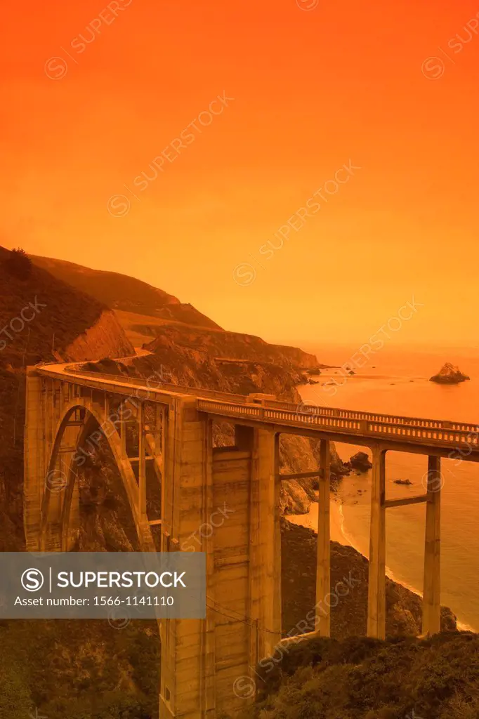 SCENIC BIXBY CREEK BRIDGE HIGHWAY ONE BIG SUR COASTLINE CALIFORNIA USA