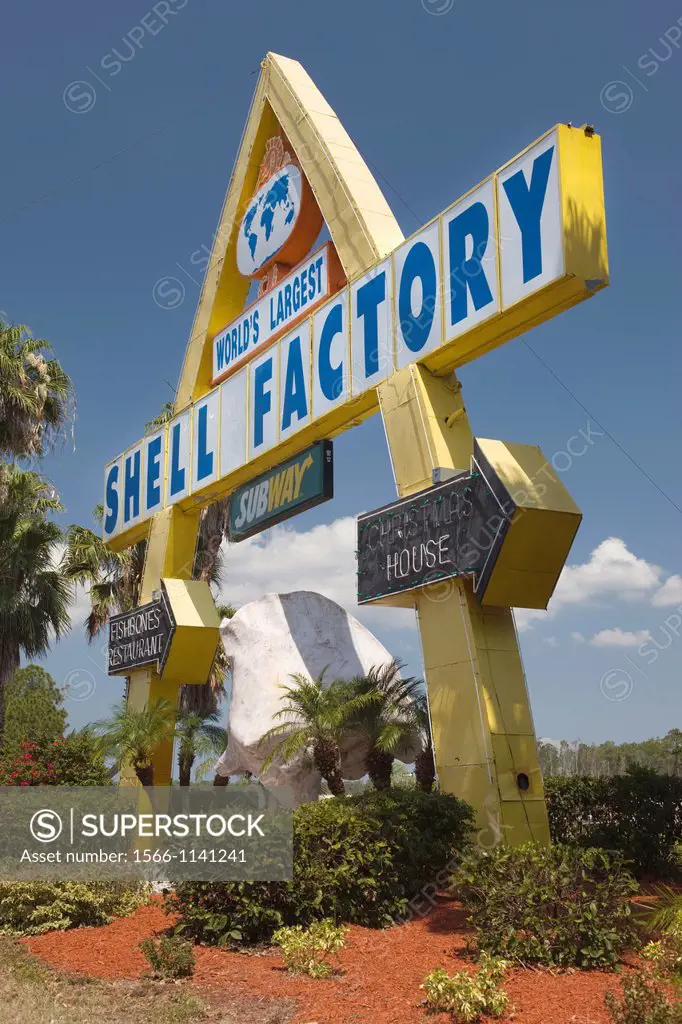 WORLDS LARGEST SHELL FACTORY SIGN NORTH FORT MYERS FLORIDA USA