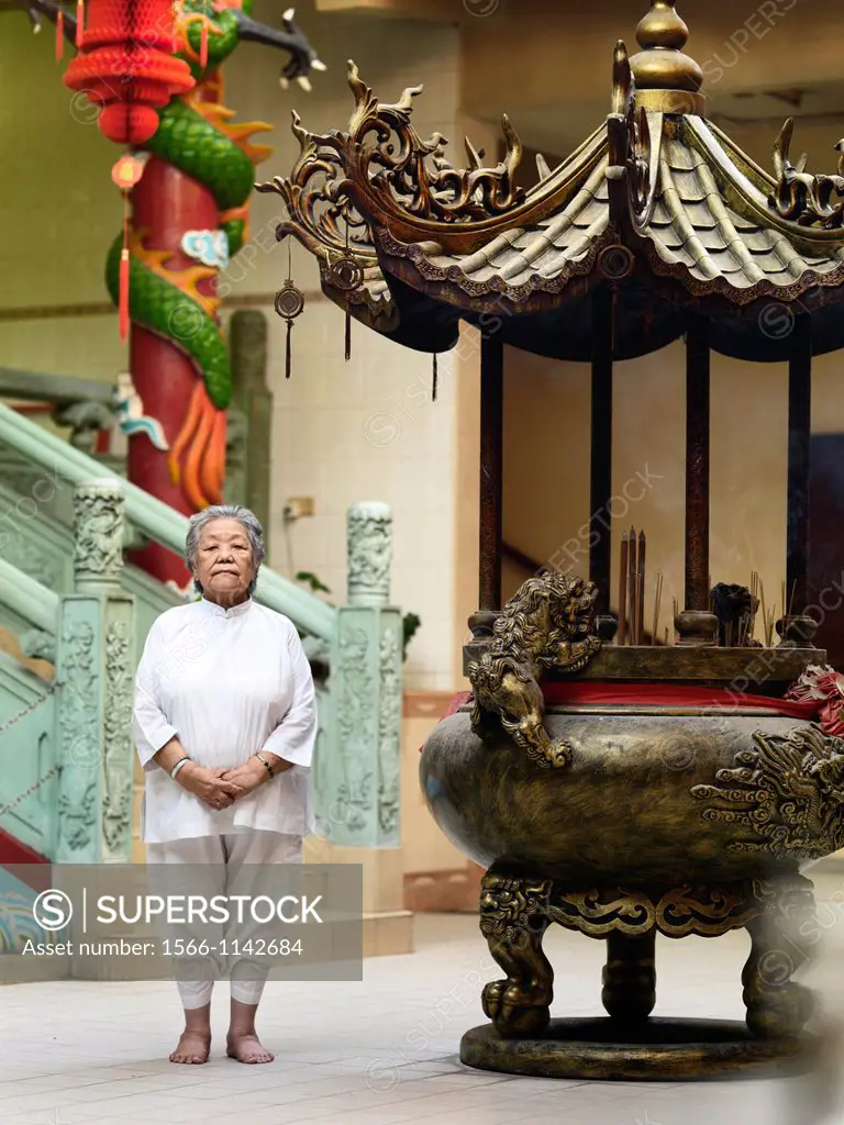 The Daoist Priestess at the Sam Siang Keng Temple in Johor, Bahru