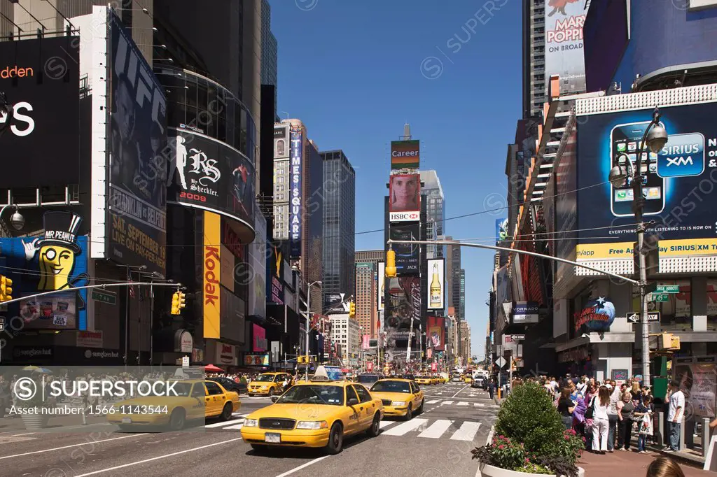 YELLOW TAXIS TIMES SQUARE MANHATTAN NEW YORK CITY USA