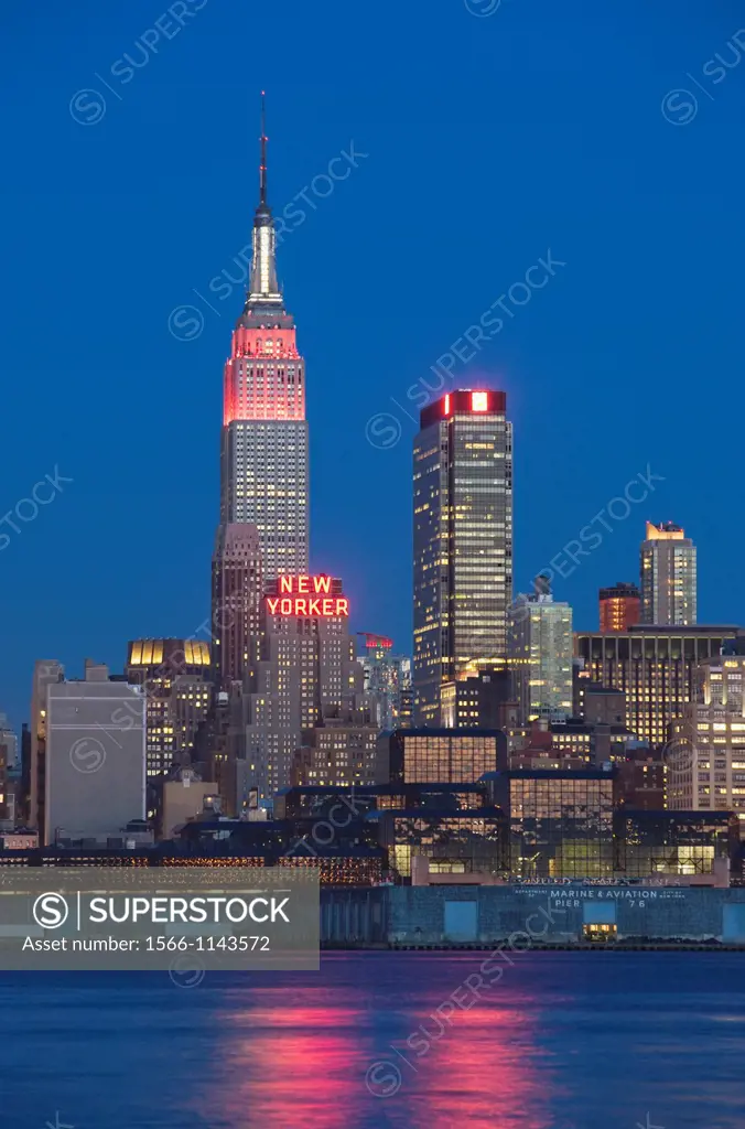 EMPIRE STATE BUILDING MIDTOWN SKYLINE HUDSON RIVER MANHATTAN NEW YORK CITY USA
