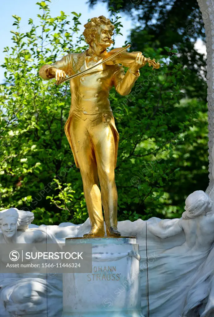Johann Srauss Monument, Vienna, Austria.