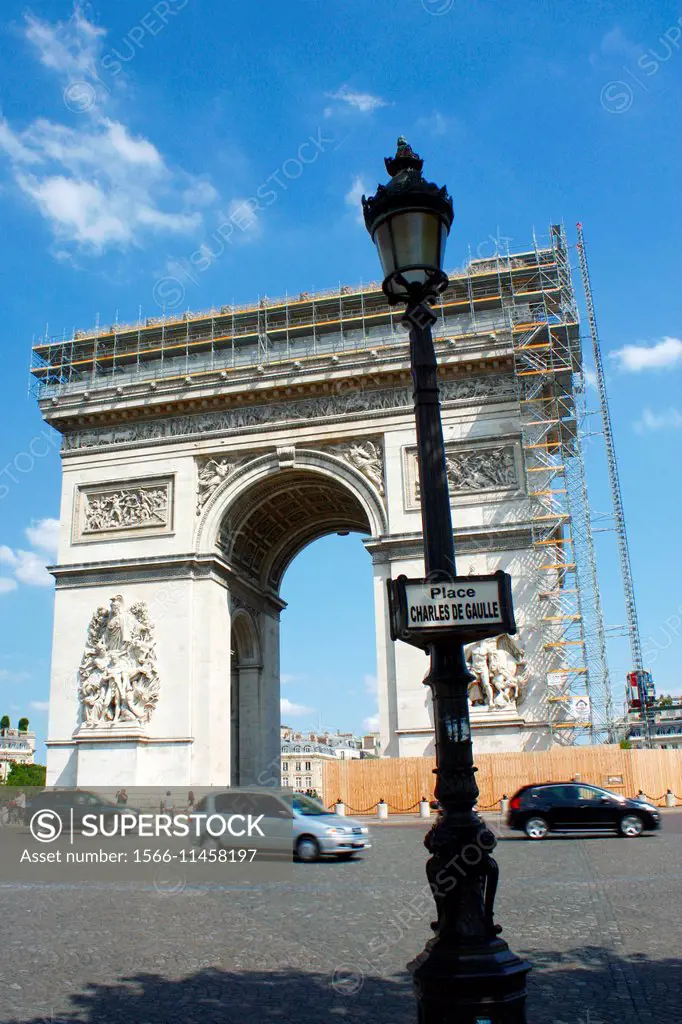 Arc de Triomphe, Paris, Ile de France, France, Europe.