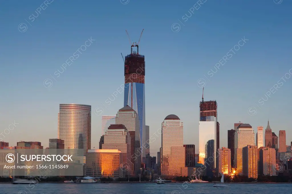 Construction at the World Trade Center, New York, New York, USA