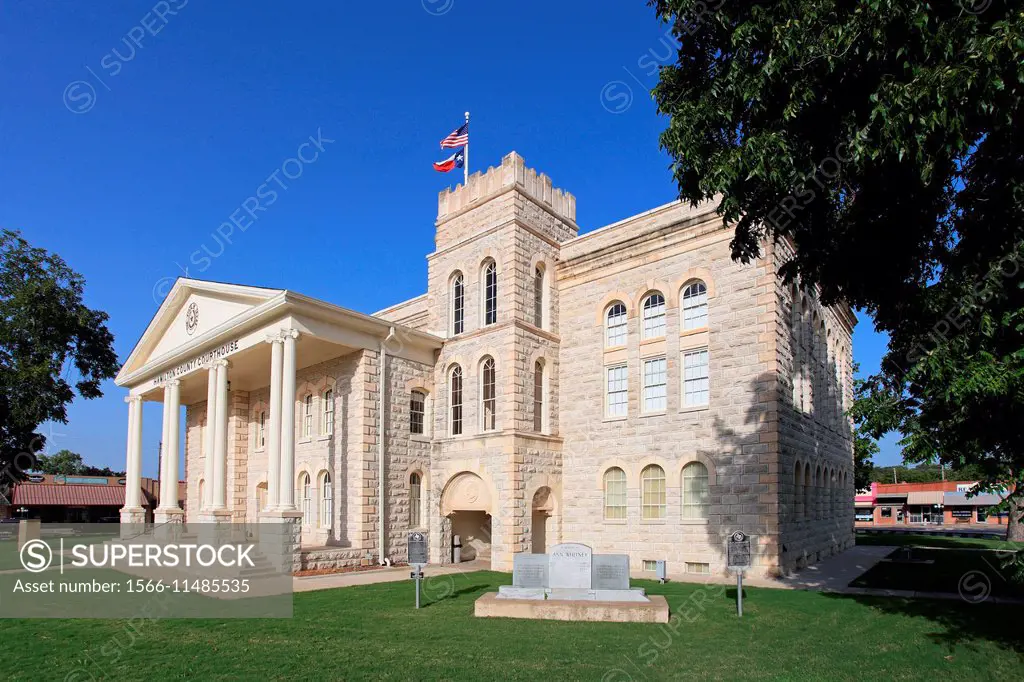 Hamilton County Courthouse - Hamilton, Texas.