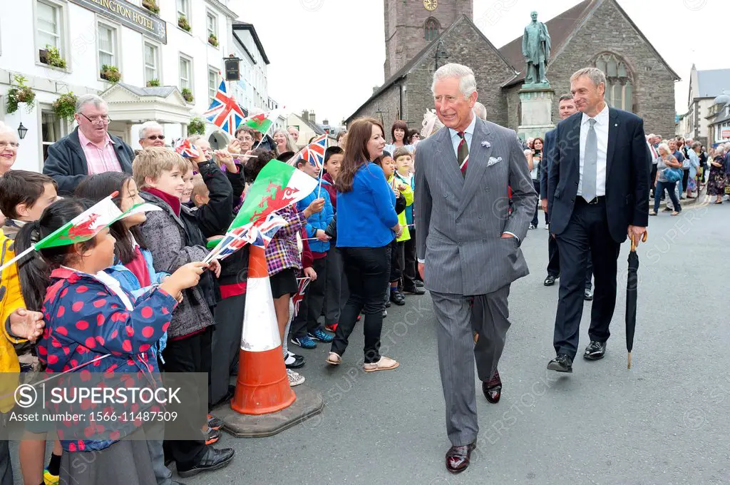 Brecon, Powys, Wales, UK. 4th July 2014. Prince Charles visits the Welsh market town of Brecon on the last day of the royal Summer visit to Wales: Ce...