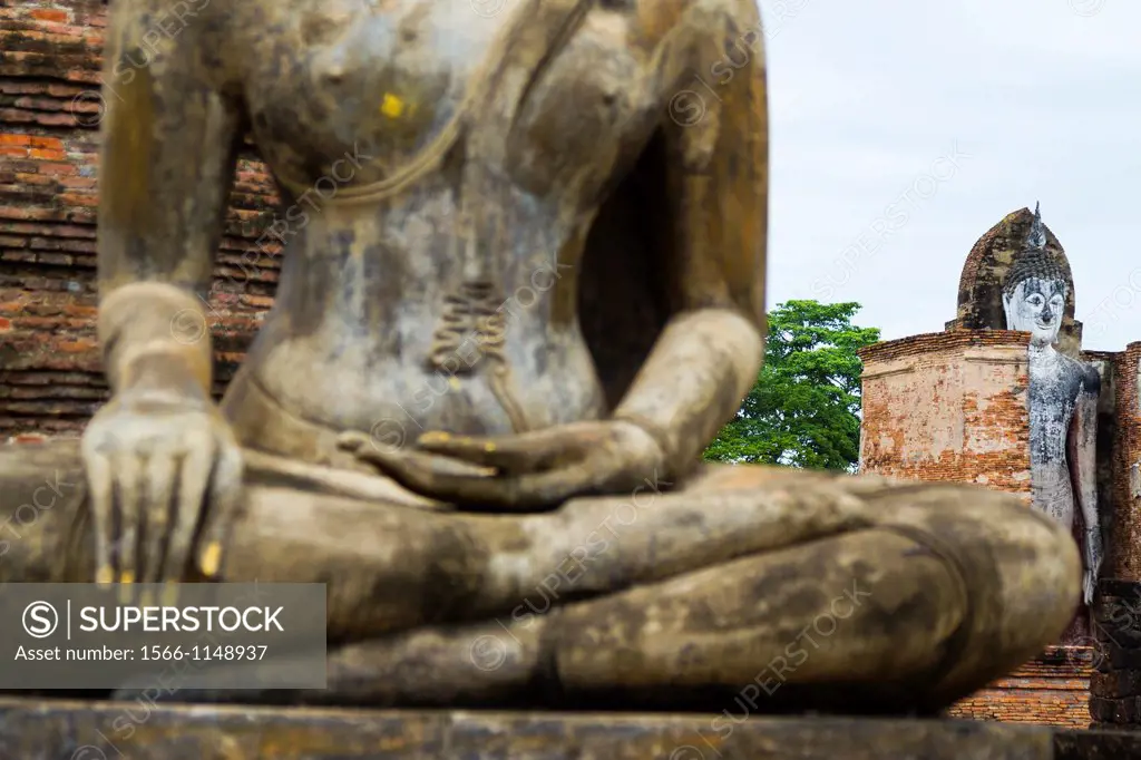 Buddha statue  Wat Mahathat  Sukhothai Historical Park  Thailand