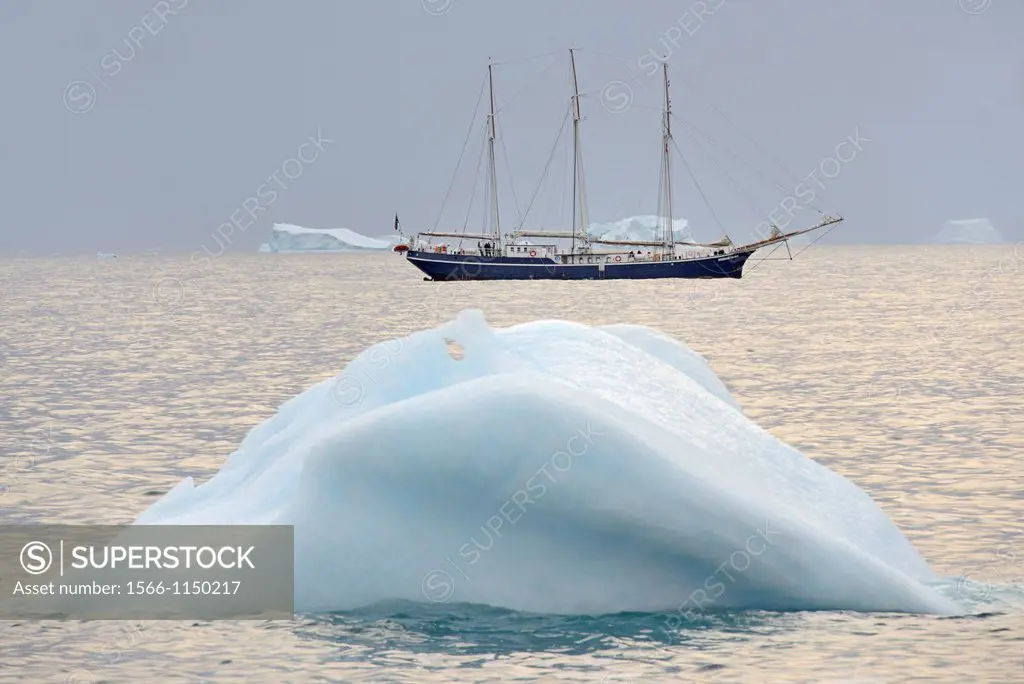 Greenland, Baffin Bay, Kigtorsaq, Schooner Rembrandt Van Rijn lying at anchor