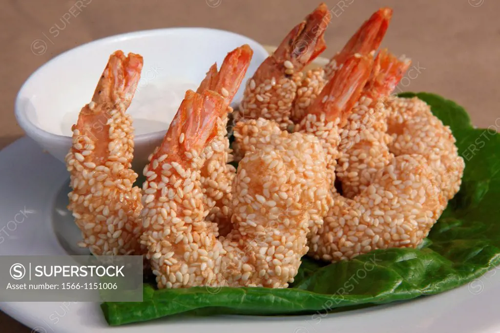 Shrimps with sesame seed with dip