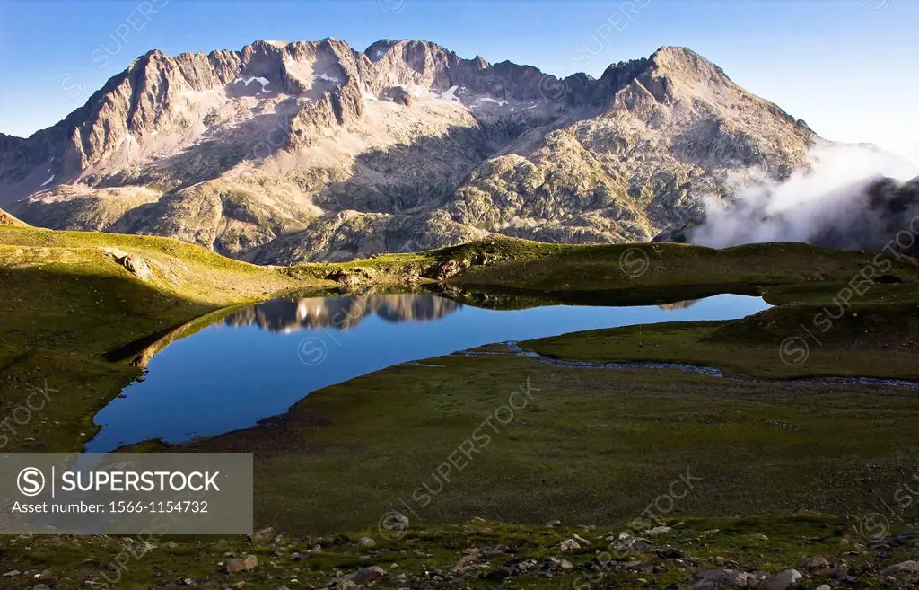 Llena Cantal Lake and Balaitus Peak - Tena Valley - Huesca Province - Aragon Pyrenees - Aragon - Spain - Europe
