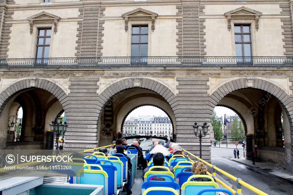 Touristic bus, Paris, France