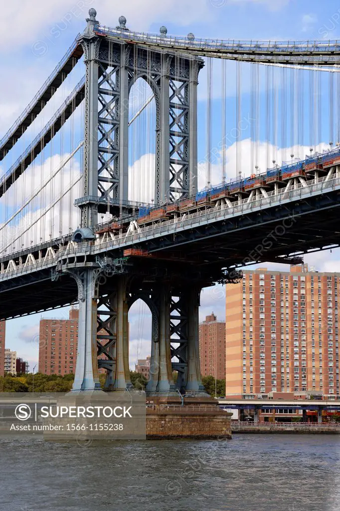 Manhattan Bridge crossing the East River from Manhattan to Brooklyn, New York, NY, USA, Looking at the Manhattan Side