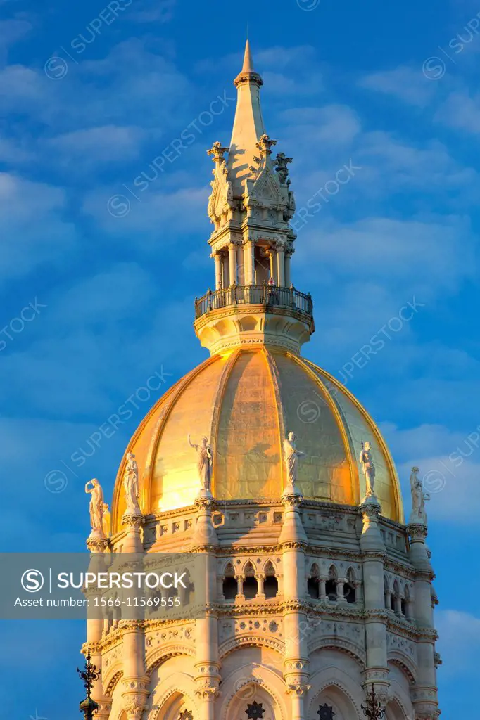 Capitol dome, Connecticut State Capitol, Hartford, Connecticut.