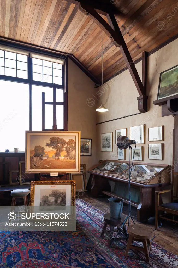 Australia, South Australia, Adelaide Hills, Hahndorf, The Cedars, former studio of landscape painter Hans Heysen, interior.
