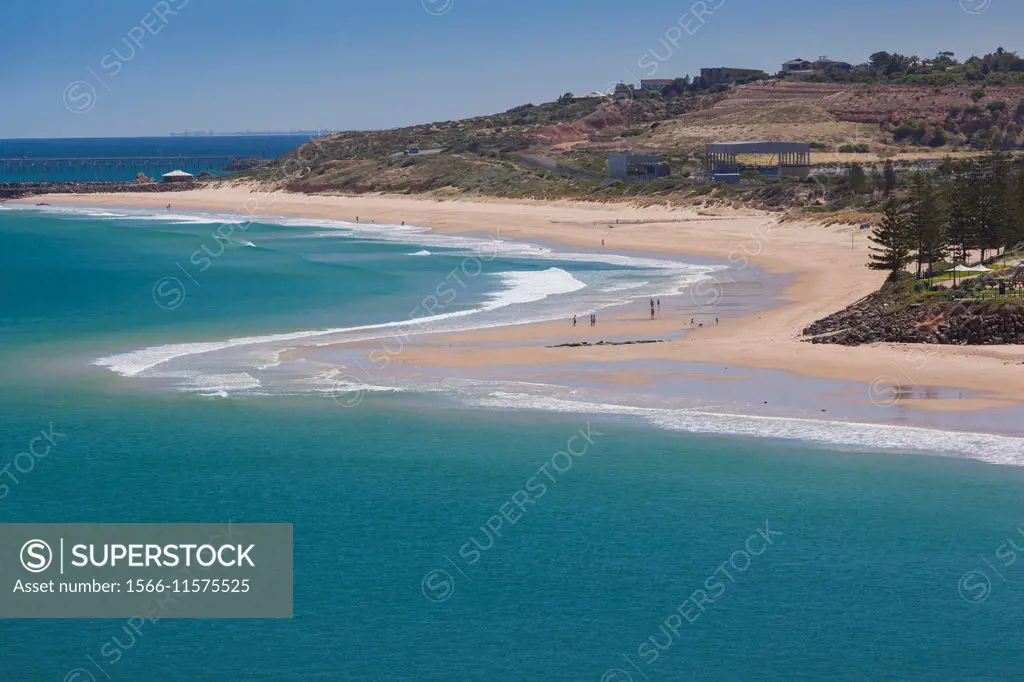 Australia, South Australia, Fleurieu Peninsula, Christie´s Beach, elevated beach view.