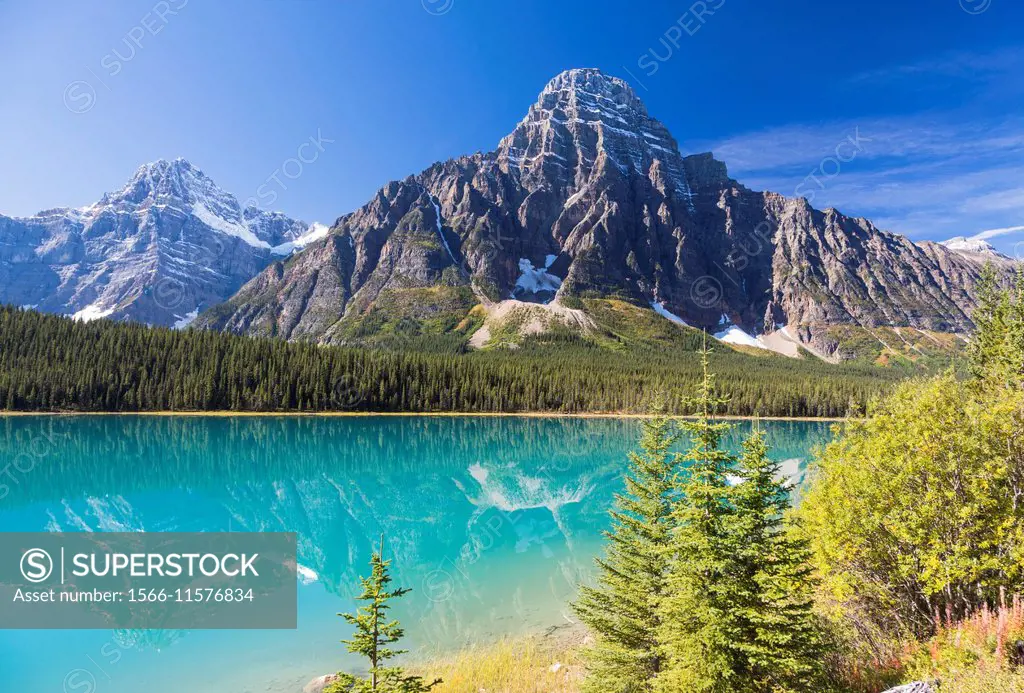 Lower Waterfowl Lake and landscape in the Banff National Park, Alberta, Canada