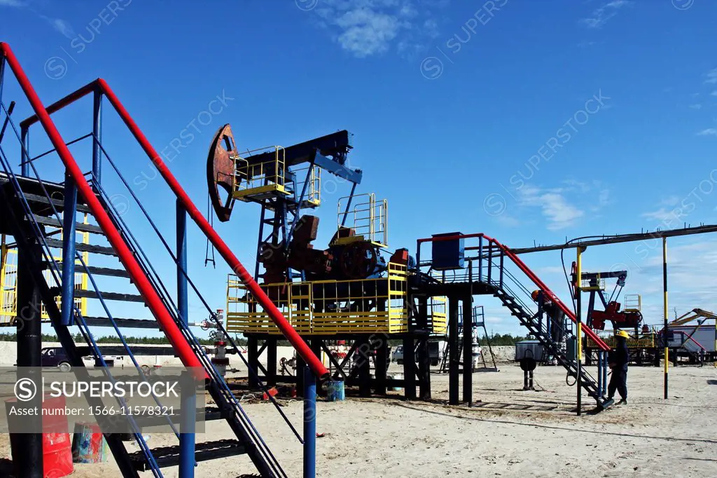 Oil rocking pumps for the oil field.
