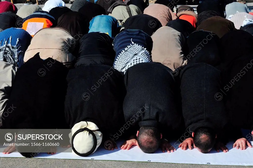 A mass muslim prayer session