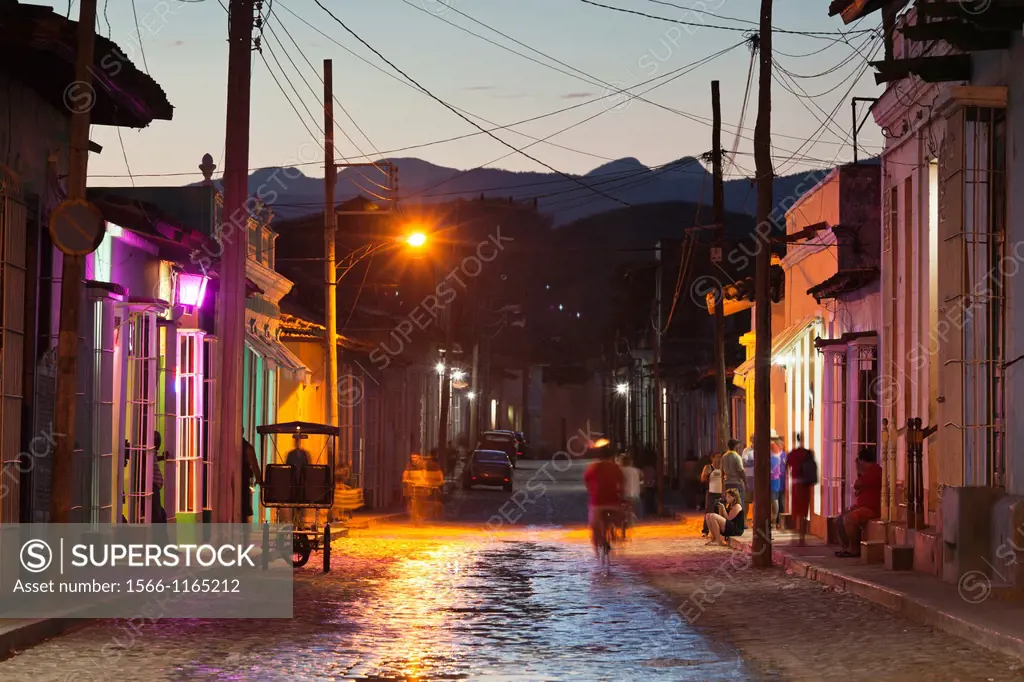 Cuba, Sancti Spiritus Province, Trinidad, street view, dusk