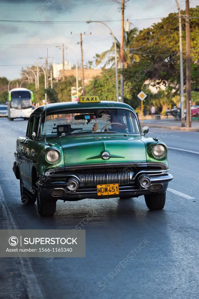 Cuba, Matanzas Province, Varadero, 1950s-era US-made Pontiac cars