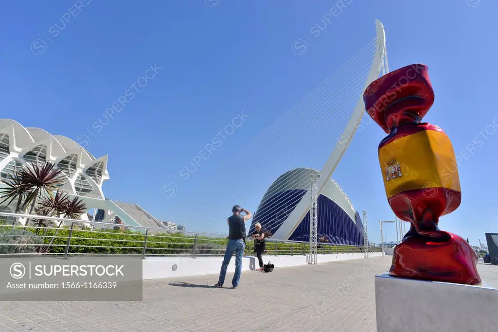 The Walk of Art houses the exhibition Umbracle Sweet, Valencia, Spain, Europe