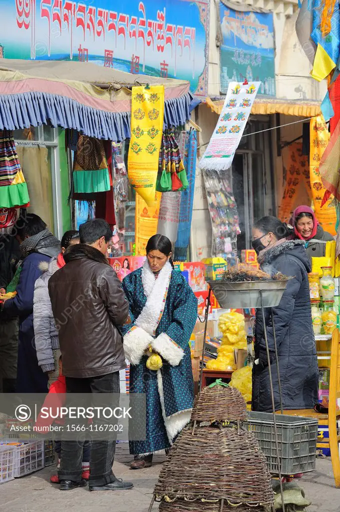China, Qinghai, Amdo, Tongren Rebkong, The tibetan market
