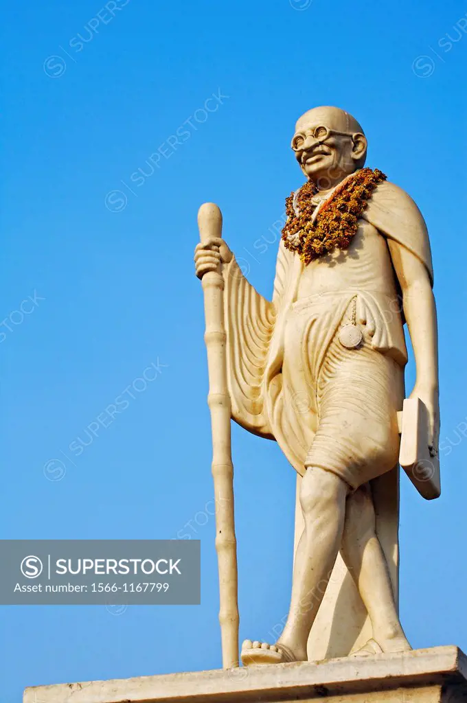 Mahatma Gandhi Statue 1869-1948 , Jaipur, Rajasthan, India.