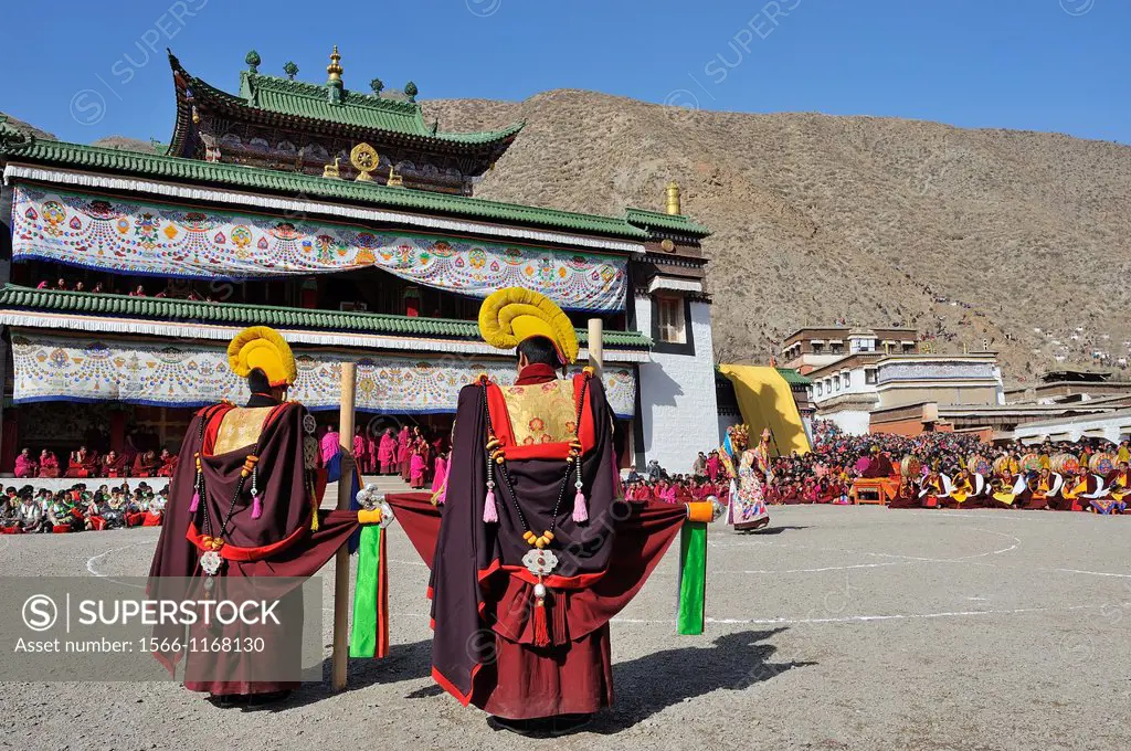 China, Gansu, Amdo, Xiahe, Monastery of Labrang Labuleng Si, Losar New Year festival, Masked dance