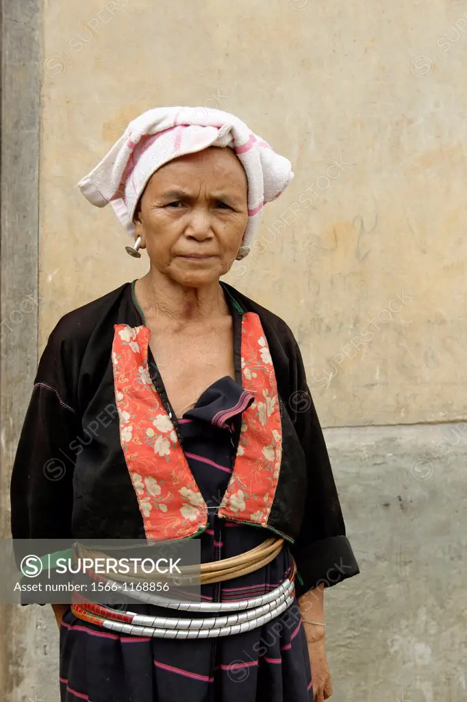 The women wear original costumes made of hoops and pearls because of the legend of nagi or Princess Snake  Palaung village  Palaung is a Mon-Khmer eth...