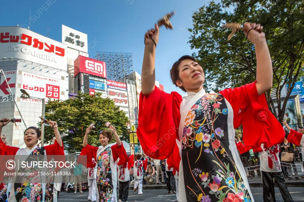 Japan , Tokyo City, Shinjuku district festival, traditional dance