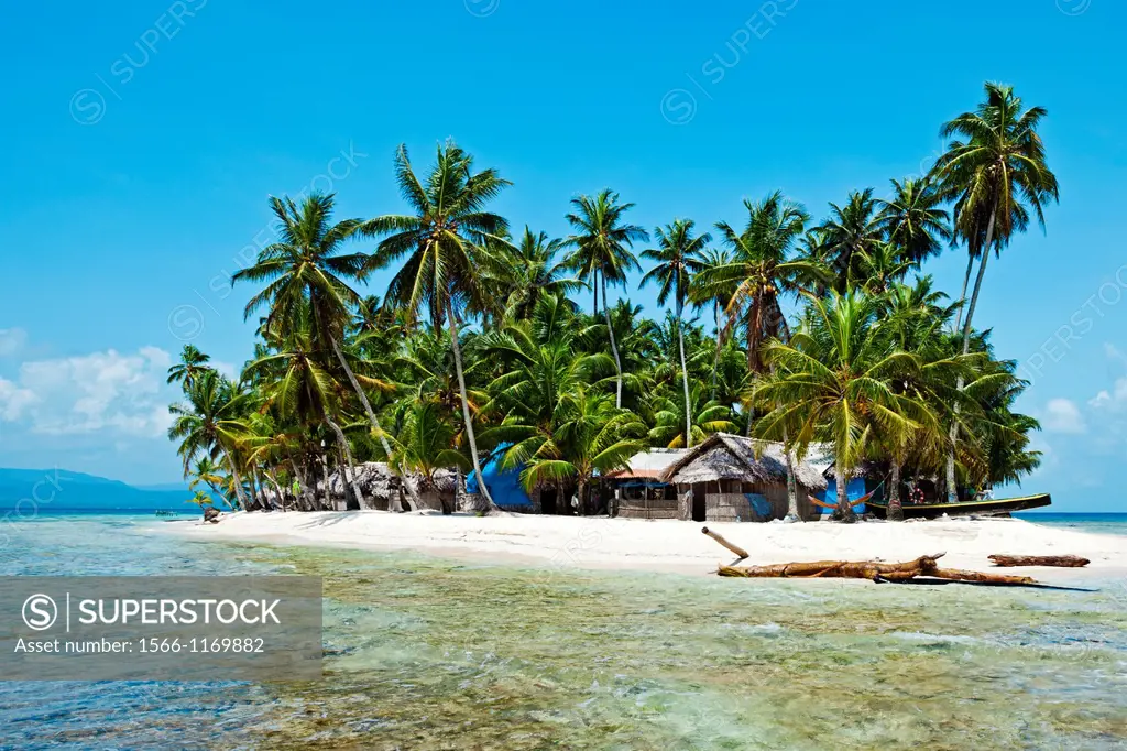 Dupasunika island, San Blas Islands also called Kuna Yala Islands, Panama.