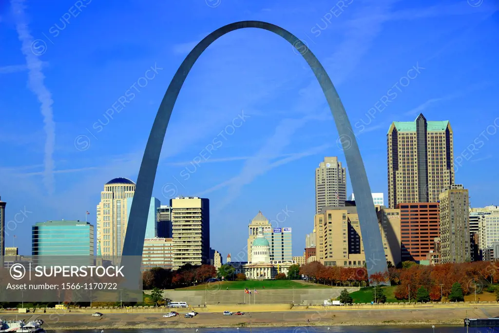 St  Louis Arch Gateway to West Missouri