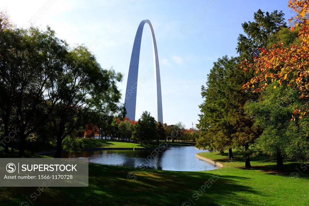 St  Louis Arch Gateway to West Missouri