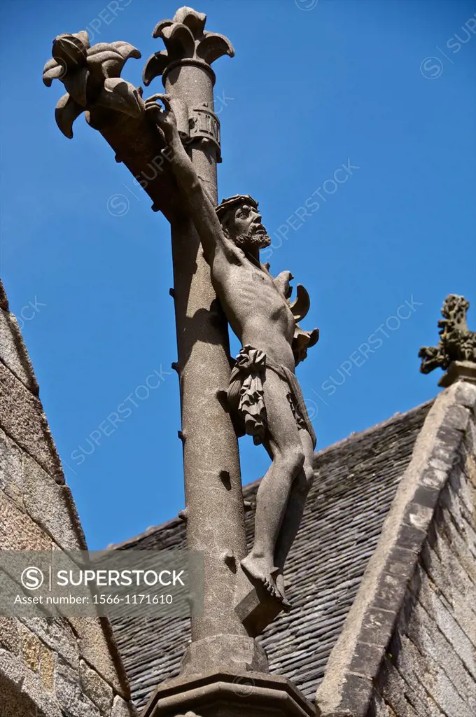 Crucifiction of Christ, stone, St Melaine church, 15th c , outside, Morlaix, 29, Finistere, Brittany, France