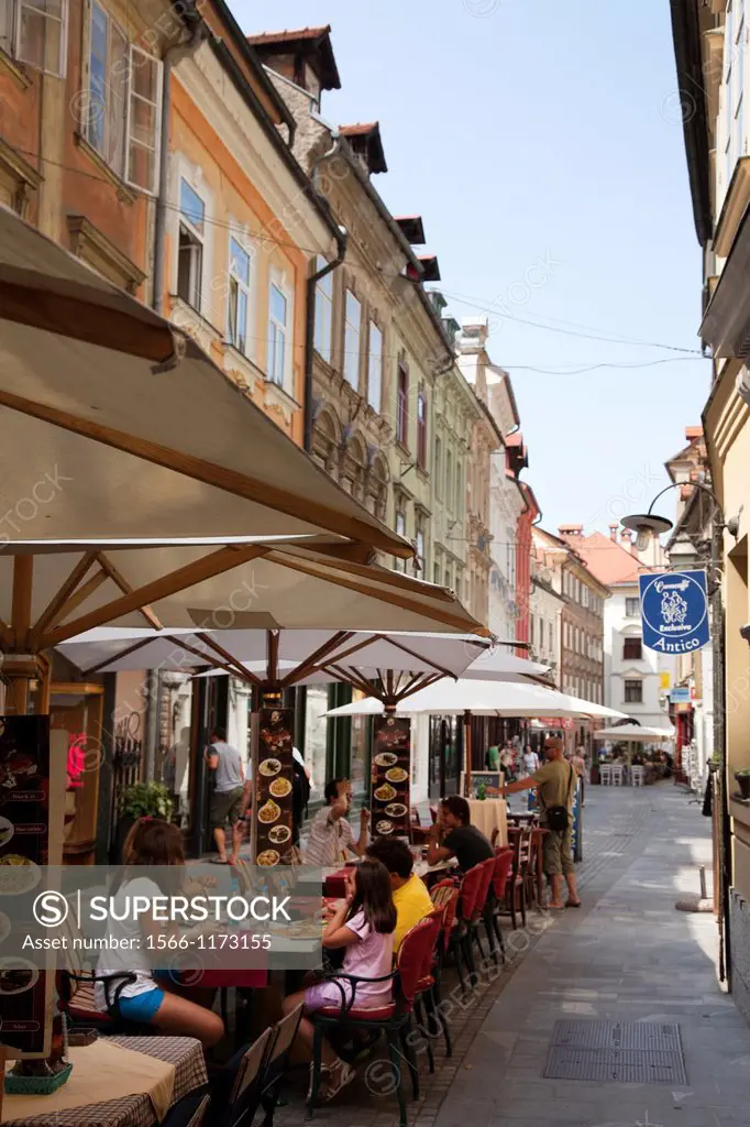 Slovenia  Ljubljana  Outdoor restaurant in the Old Town.