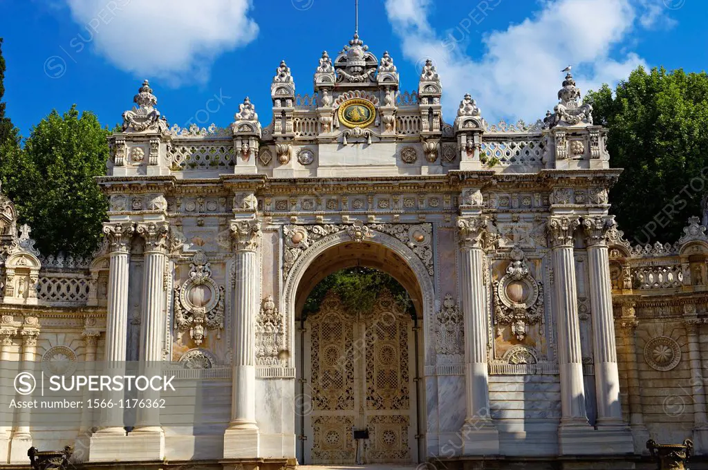 The Ottoman Stle Architecture of the gate of the Dolmabahçe Dolmabahce Palace, built by Sultan, Abdülmecid I between 1843 and 1856  Istanbul Turkey