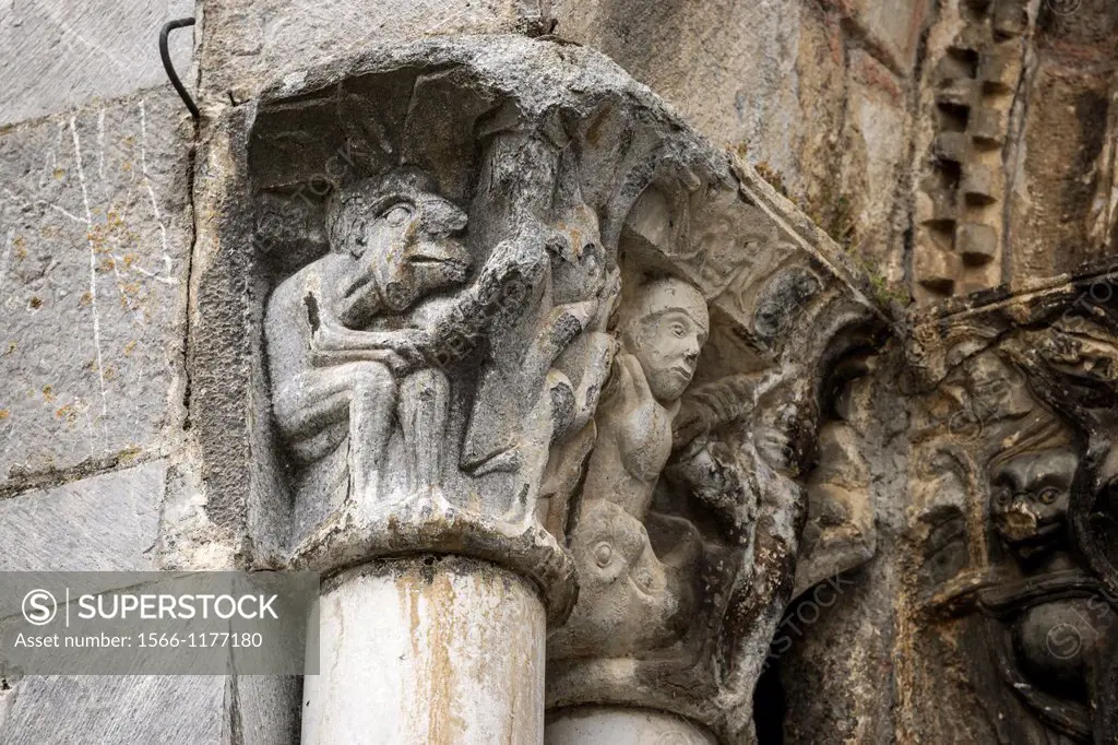 Capitals of portal of Cathedral Notre-Dame de Saint-Bertrand-de-Comminges  Midi-Pyrénées, France