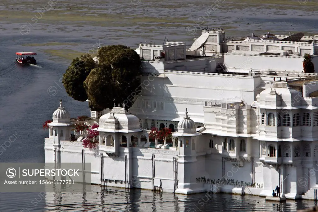 Lake Palace Hotel Pichola Lake Udaipur Rajasthan India