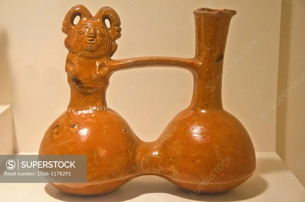 Ceramic vessel  Sicán-Lambayeque culture 700AC-1375AC  Perú