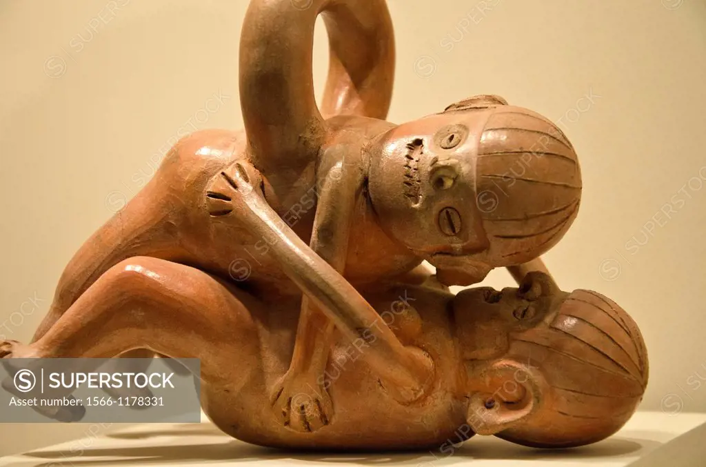 Ceramic vessel, erotic art  Virú culture 100BC-200AC  Perú