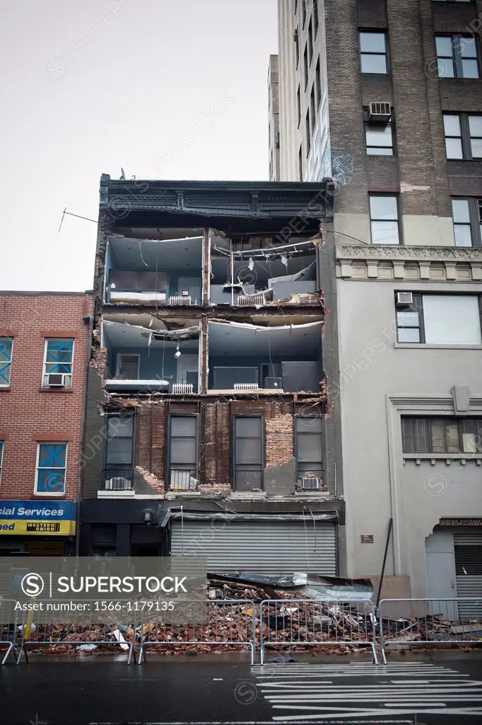 The facade of a building in Chelsea is torn off during Hurricane Sandy Hurricane Sandy roared into New York disrupting the transit system and causing ...