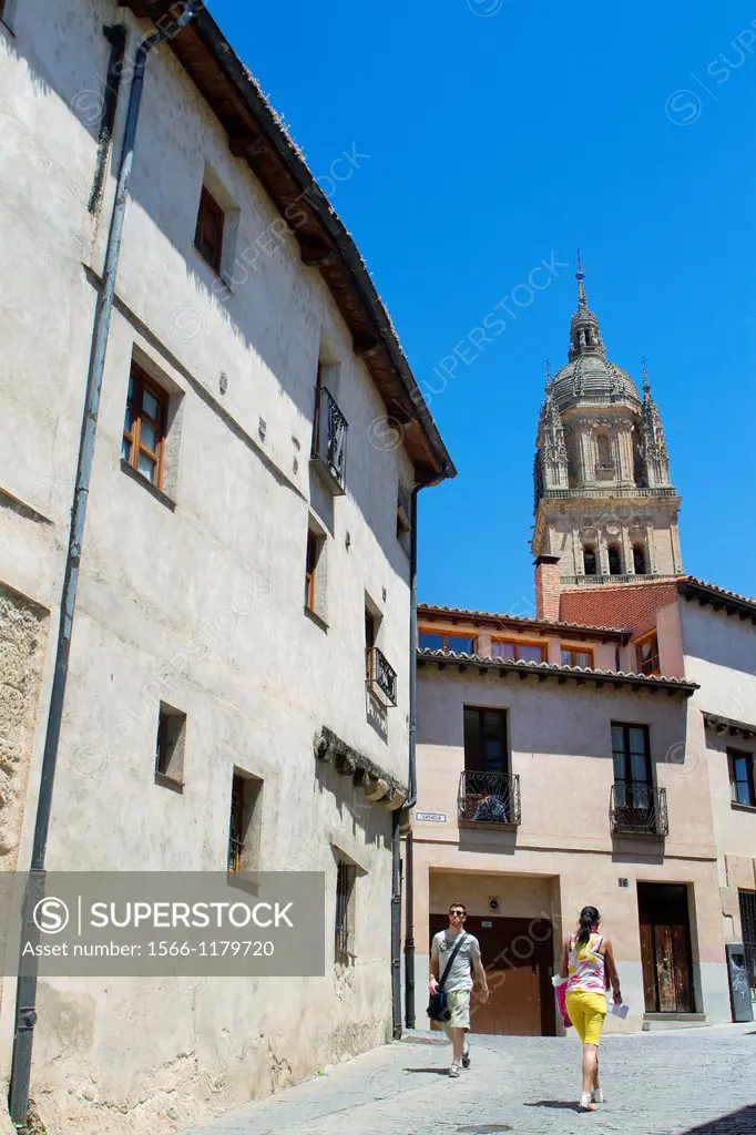 View of the New Cathedral of Salamanca from a street in the old town  Salamanca  Castilla y Leon  Spain