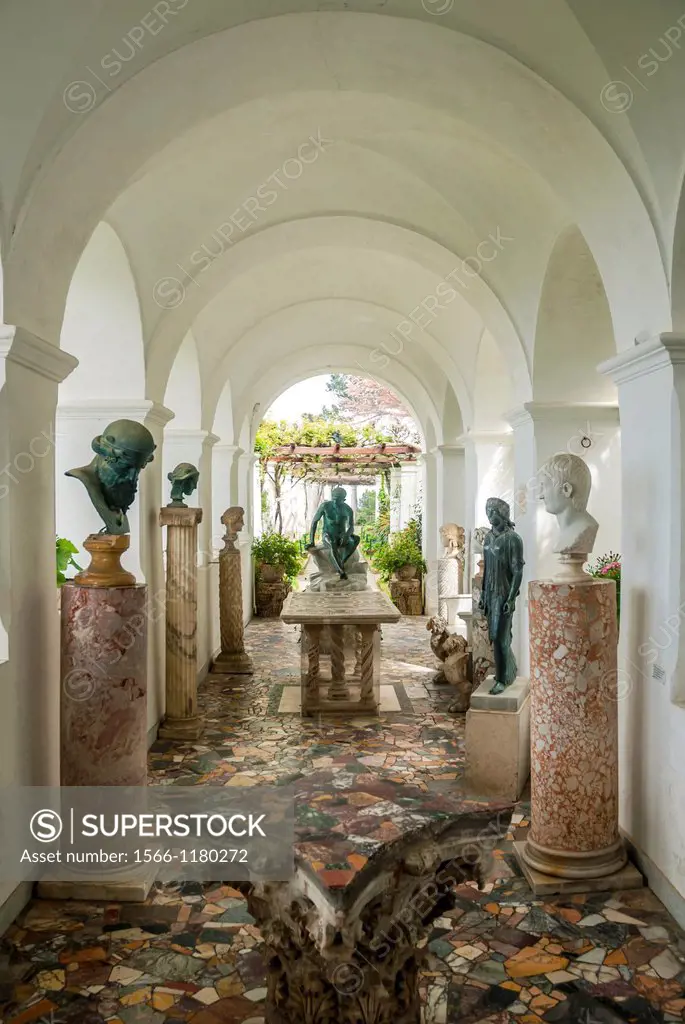 Loggia with antique roman sculptures in Villa San Michele, Isle of Capri, Capri, Province of Naples, Campania, Italy, Europe