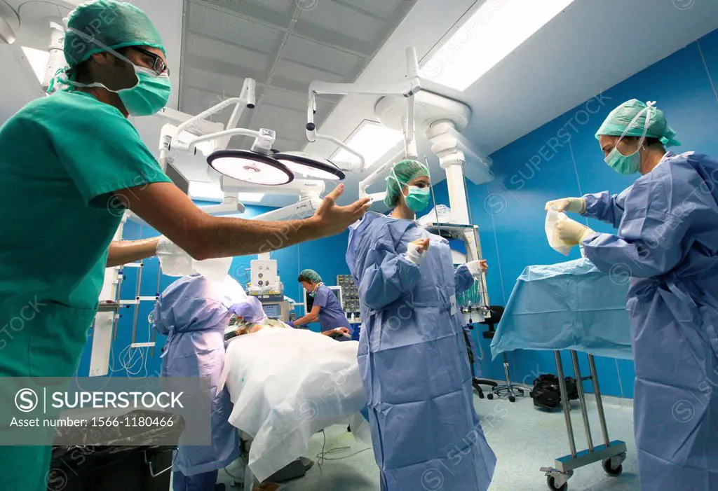 Surgical scrub and drying, Abdominal Hernia Surgery, General Emergency Surgery, Operating Theatre, Donostia Hospital, San Sebastian, Donostia, Gipuzko...