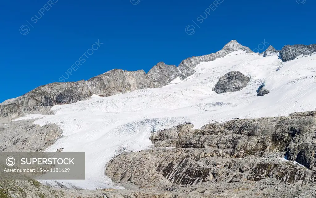 Peak of Mt  Grossvenediger in the NP Hohe Tauern, at the valley head of Valley Obersulzbachtal  Mt  Grossvenediger is one of the hightest mountains in...