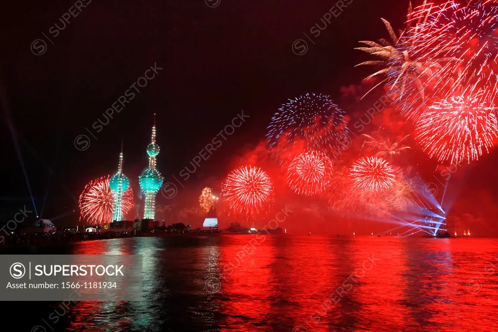 Kuwait Fireworks, Kuwait celebrated 50 years of constitution a fantastic fireworks display